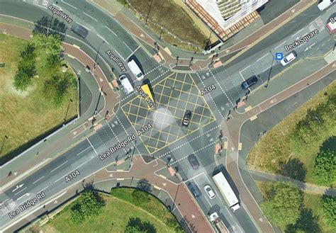 what is the penalty for yellow box junction|rules for yellow box junction.